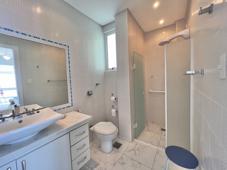 Apê de Luxo Vista Mar c/5 Quartos - Wi-Fi e 1 Vaga