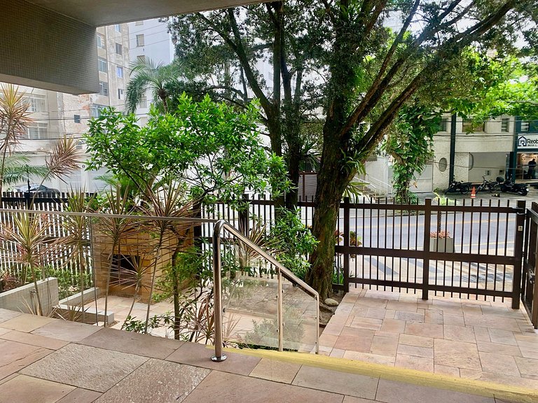 Apê confort em Família na Pitangueiras c/ 2 Vagas