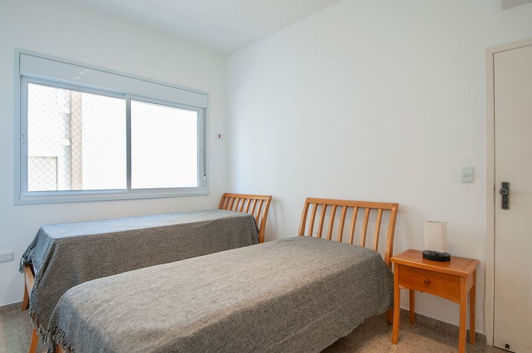 Frente ao Mar com Conforto para a Família – 1 Vaga