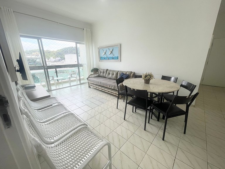 Pé na Areia: 3 Dorms com Vista Deslumbrante