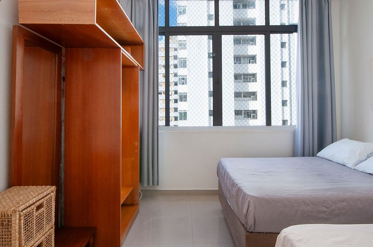 Apartamento Vista Mar nas Pitangueiras com 1 Vaga