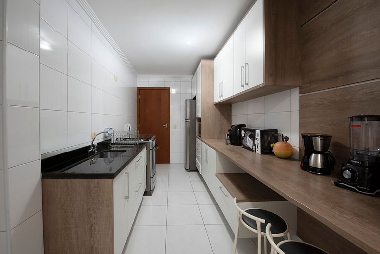 Lindo Apto com Varanda Gourmet Vista Mar - 2 Vagas